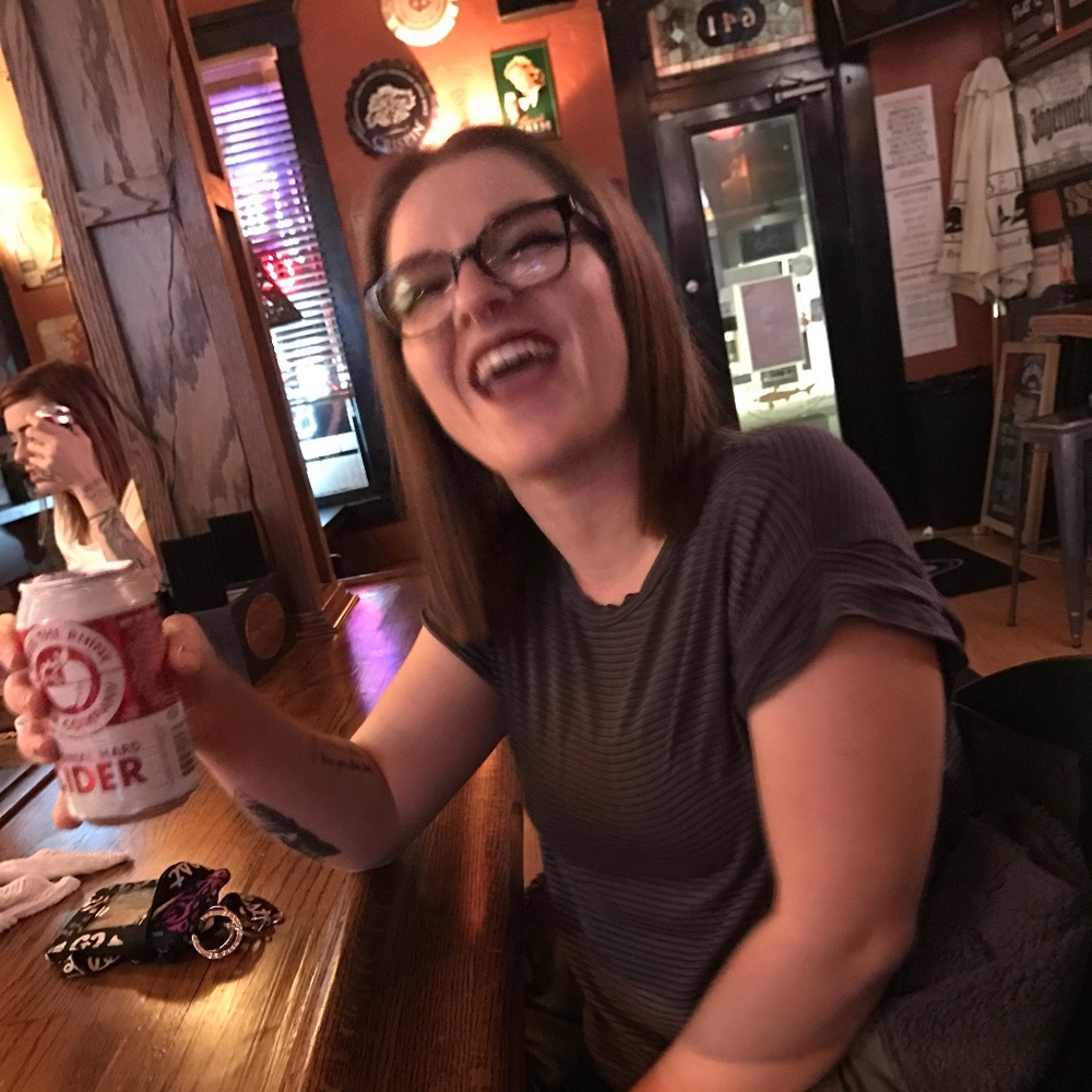 Meet your posher, Abi